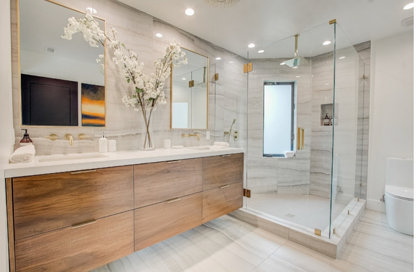 Chic and Sleek: 14 Expert Tips to Modernize Your Bathroom